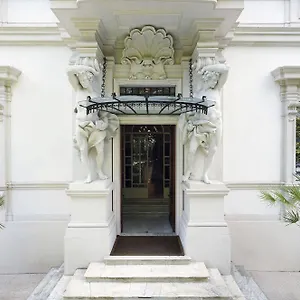 https://villa-laetitia-rome.it-romehotels.com